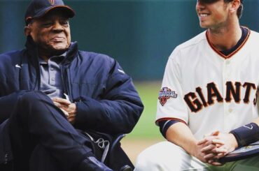 Joyeux 85e anniversaire, Willie Mays! # SayHey85 #sfgiants
(Via: @busterposey) ...