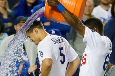 Première carrière #walkoff à succès pour les jeunes @ coreyseager5.
Nous ne pensons pas que ce sera la ...