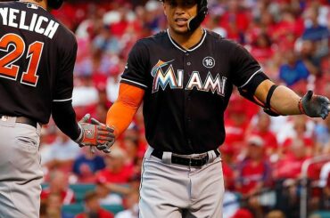 @ giancarlo818 s'échauffe pour le @tmobile #HRDerby comme… ...