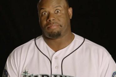 Une légende parmi les légendes, Ken Griffey Jr., obtient sa note # TheShow18. Votre si ...