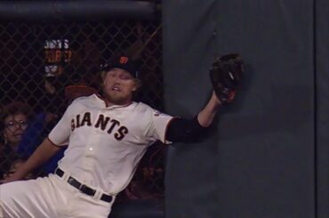 Ils vont parler de cette capture @hunterpence à San Francisco pour YEARS. #Po ...