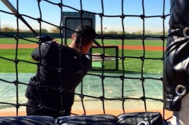 Via @whitesox: Ce swing cependant. #JoseAbreu #SoxSpringTraining #BaseballBegins ...