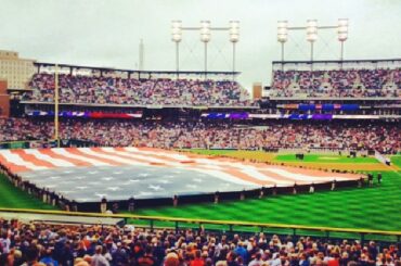 Comerica Park est prêt pour le jeu 3. #ALCS ...