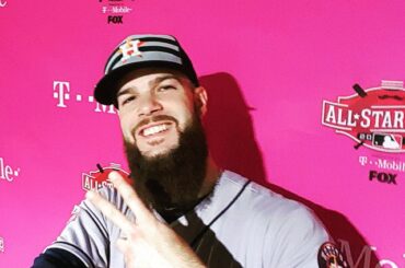 Après son bon départ, Dallas Keuchel prend la pose avec #SnapBat dans le #ASGL ...