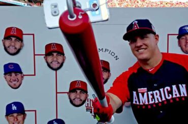 @MikeTrout fait ses prédictions #HRDerby et les documente avec un #SnapBat selfi ...