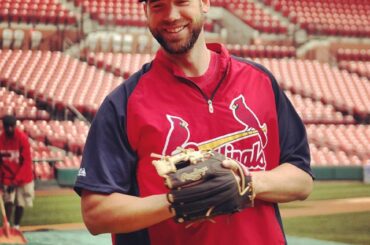 Chris Carpenter travaille avant BP. #NLCS ...