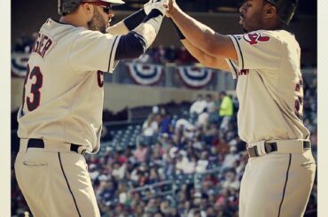 CLEVELAND ROCKS! @Indians décroche la première place de AL #WildCard avec une 10e victoire consécutive; w ...