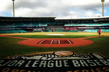 Merci l'Australie. #openingseries ...