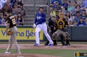 Le premier #SpringTraining HR de Freddie en bleu Dodger...