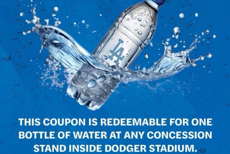 Les Dodgers offrent de l'eau gratuite pour le match d'aujourd'hui à 103°