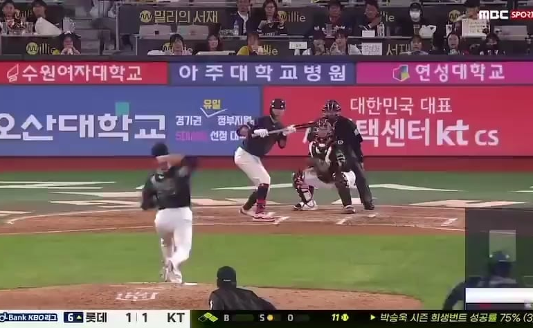 (KBO) L'effort de plongée du releveur des KT Wiz, Min-soo Kim, transforme une tentative de sacrifice en triple jeu