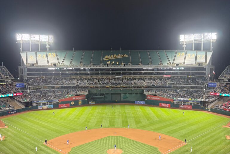 Avant-dernier match nocturne au Oakland Coliseum