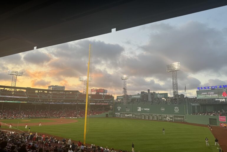 J'ai pris cette photo du parc Fenway le 6 septembre 2024 (hier soir), juste avant le début du match !