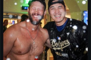 Kershaw et Ohtani font la fête au club-house 🍻