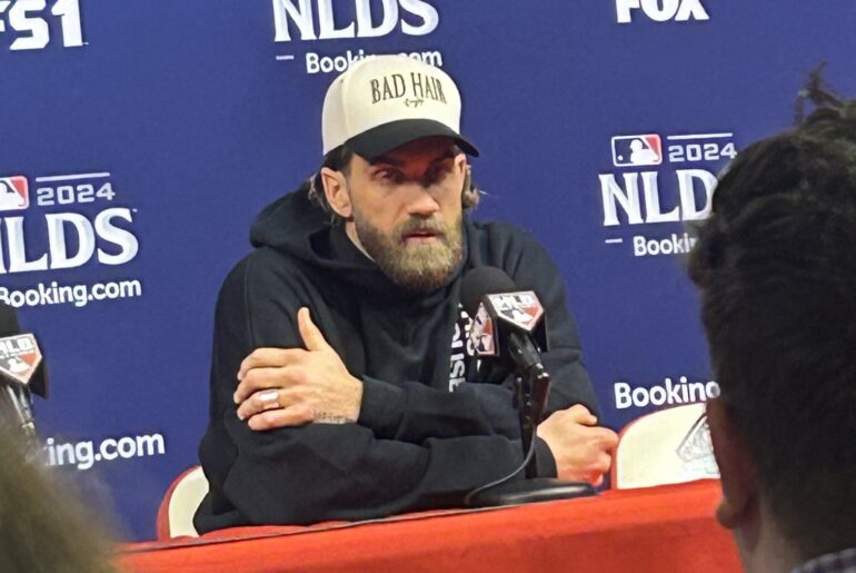 (Nightengale) Bryce Harper dit que le licenciement aidera les Phillies à surmonter leurs bosses et contusions de la saison régulière et était reconnaissant pour l'exemption au premier tour